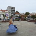 Ko je misteriozna žena koja danima trči ulicama prestonice?