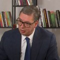 Vučić u epizodi „Je l` verujete meni ili svojim očima“: Kakvih 9.000 RSD da glasate, o čemu pričate…