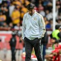 Veljko Paunović na odlasku iz Montereja spasio život čoveku na aerodromu