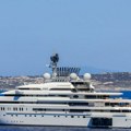 Da li je ovo slučajnost? Moćni političar stigao nakon Klintona na hrvatsko ostrvo jahtom vrednom 450 miliona $
