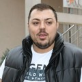 ESTRADNA DRAMA: Sloba Vasić izašao iz psihijatrijske ustanove „Laza Lazarević“!