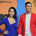 On je muškarac koji je bio sa Georginom pre Ronalda: Na mrežama objava postala viralna, evo šta znamo