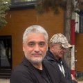 (Video) Čedi Jovanoviću noga u zavoju: On i Aca Kos došli zajedno da glasaju, čekaju u redu