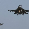 "Blumberg": NATO planira da šalje Kijevu zastarele lovce F-16