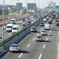 Spušta se starosna granica za vozače kamiona i autobusa: Da li novo rešenje predstavlja rizik po bezbednost saobraćaja?
