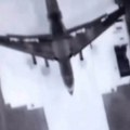 Pojavio se snimak noćnog napada na Rusiju! Izgoreo vredan avion - dronovima gađan aerodrom?! (video)