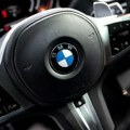 BMW prihvatio Teslin standard za punionice u SAD-u
