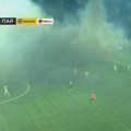 Zbog ovoga je prekinut meč Železničar - Partizan u 1. minutu utakmice!