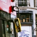 Burberryjeva godišnja dobit premašila očekivanja