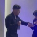 Saznao da ga žena vara i na rođendanu pred celom familijom napravio skandal: Mislila je da dobija poklon, a on je raskrinkao…