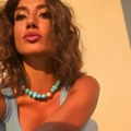 Vatrena turska novinarka stala pored majice Delija, pa upitala: "Bebo, biraj stranu"