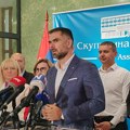 Mićin o spomeniku stradalima u padu nadstrešnice: Konsultovao sam se sa Vučićem, Vučevićem i Đurićem