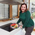 Ana Bekuta podelila najbolji recept za jelo od krompira: Ovakav ručak je teško ne voleti (recept)