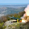 Idf: Raketa Huta raspala se u vazduhu, na nekoliko lokacija u Izraelu pali fragmenti