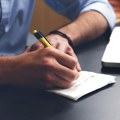 Penzija može da sačeka, ovo su najbolji poslovi za starije od 55 godina Dobra primanja i fleksibilno radno vreme