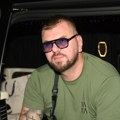 Јањуш са комбијем пуним ствари стигао у шимановце: Седи, тешко се креће након операције: Споменуо и помирење са Мајом…