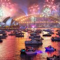 FOTO VIDEO Nova godina stigla u Australiju: Pogledajte spektakularan vatromet u Sidneju