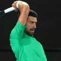 Đoković - Siner: Katastrofa za Novaka već na početku meča!