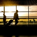 Naknade za kašnjenje leta aviona ostaju iste Krenula nova pravila o pravima putnika evo obaveza avio kompanija