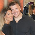 Moderna domaćica! Uhvatili smo Jelenu Radanović dok kupuje ručak za Slobu: Evo šta je pazarila na pijaci, pa otkrila i šta će…