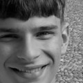 "Bio je dobar učenik i drug, dete za primer i sportista, zauvek ćemo pamtiti Viktora": Velika tuga u Prvoj beogradskoj…