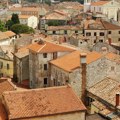 Hotel u Poreču evakuisan zbog intenzivnog mirisa, 21 osoba zatražila lekarsku pomoć: Poznato šta se dogodilo