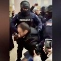 NDNV: Nedopustiva agresija i iživljavanje policije nad novinarima koji su izveštavali iz Gradske kuće