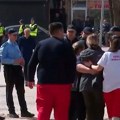 (Video) "ćerku su mi gazili tokom evakuacije iz požara": Stravična ispovest oca dve devojke koje su bile u diskoteci u…