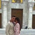 Udala se unuka pokojnog Tozovca: Mlada u svilenoj roze haljini, a svadbena torta je najveće iznenađenje