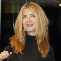 Crveni bikini, figura peščanog sata Vesna Dedić se skinula u 57. godini, a evo šta svi komentarišu (foto)