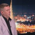Od bivšeg policajca i „Vučiću, ološu“ do reportera TV Informera: Ko je Vladimir Savić?