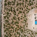 Raj na 100 metara od mora, bez neželjenih komšija: Utočište na Jadranu koje zrači stilom i dobrim ukusom (FOTO)
