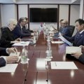 Вучић у Јапану разговарао са руководством компаније „Тоио Тирес“ о јачању присуства те компаније у Србији
