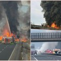 Teška saobraćajna nesreća na auto-putu, eksplodirala cisterna?! Odjeknula detonacija, ogroman oblak dima prekrio nebo! (video)…