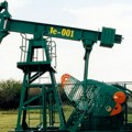 Svima treba nafta, a ulaže se u čistu energiju