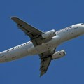 (Video) Jedna reč izazvala paniku u avionu! Drama na 10.000 metara: Avion pun putnika hitno sleteo, policajci upali u letelicu