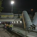 Katastrofa u Nemačkoj: Voz iskočio iz šina, vagoni pali sa mosta; Ima povređenih FOTO