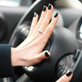 Ako motor vibrira ili trza u praznom hodu, nemojte ignorisati ove znakove