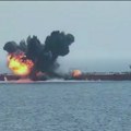 VIDEO Huti raketama pogodili saudijski tanker u Crvenom moru, izbio ogroman požar