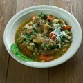 Recept za gulaš koji se krčka satima i topi u ustima