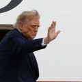 Tramp potpisao dekret o preimenovanju jezera Ontario u Jezero Amerika