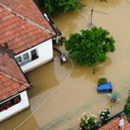 Snimci potopljenog Čačka iz vazduha, više od 10 automobila pod vodom: Proglašena vanredna situacija