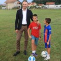 Bolji uslovi za trening i takmičenja na terenu FK Divostin