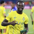 Mane postigao super gol i izborio crveni karton (VIDEO)