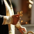 Zašto sveštenici ne vole kad ih zovete "Pop" Mnogi vernici ne znaju da ta reč ima pogrdno značenje, a evo i zašto
