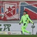 VIDEO Katastrofalna greška golmana Zvezde i bizaran gol – Endiaje promašio penal