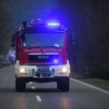 Plinska boca eksplodirala u dvorištu kuće u Sremskoj Kamenici, izbio manji požar FOTO
