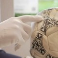 Kakva cifra: Maradonina čuvena lopta „Božja ruka“ iz 1986. prodata za 2,5 miliona funti