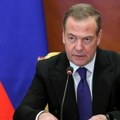 Medvedev: Izmišljena diverzija da Rusija stoji iza napada na aerodrom u Lajpcigu