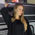 Istorijski potez u Turskoj - žena preuzima mušku svlačionicu: Prelepa Zejnep zavodi red u muškom fudbalu!